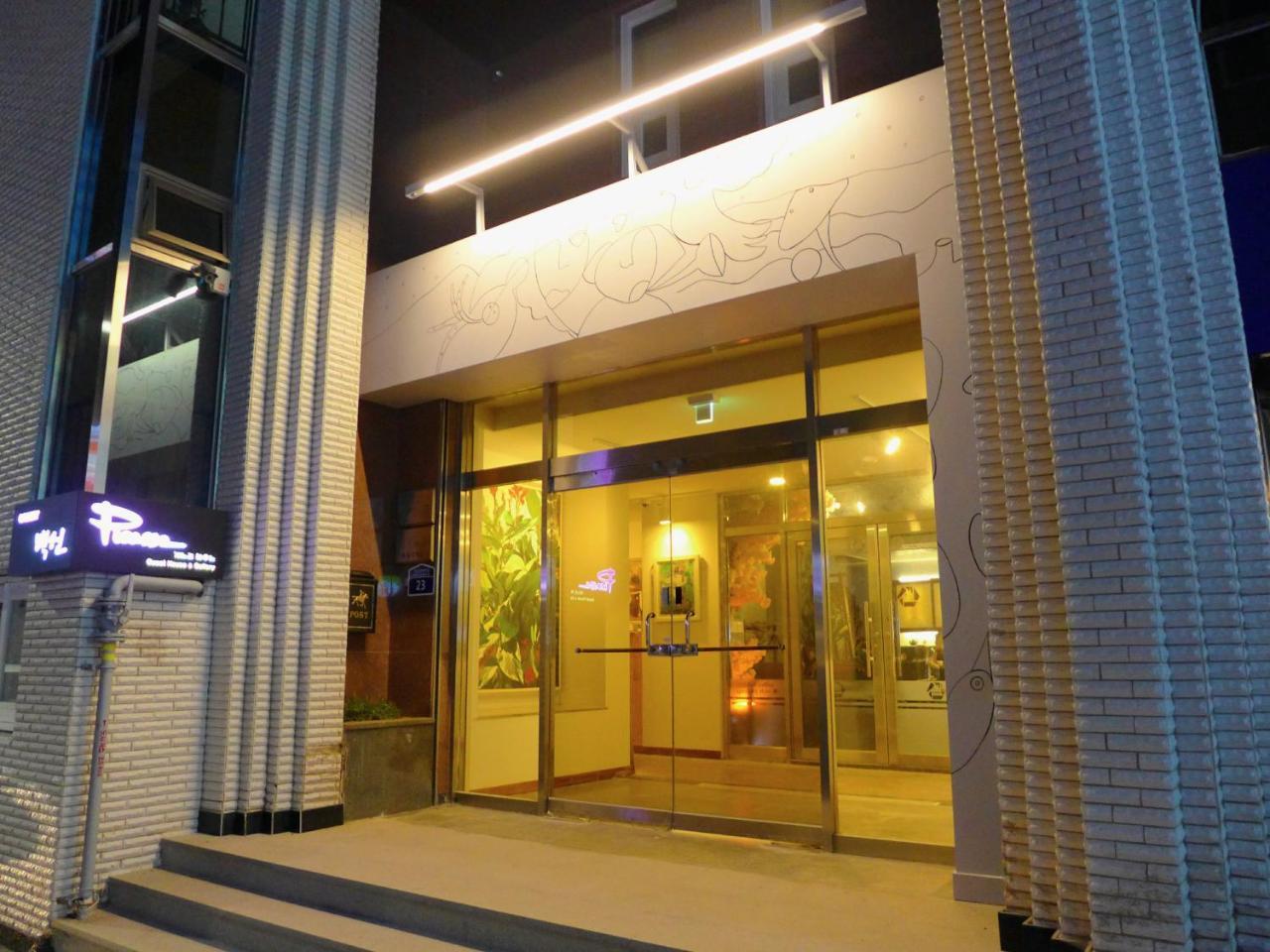 Gallery Family Hotel Mokpo Exteriér fotografie
